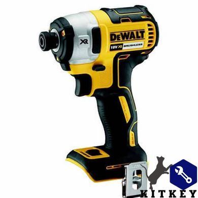 Набір з шести інструментів безщіткових DeWALT DCK685P3T