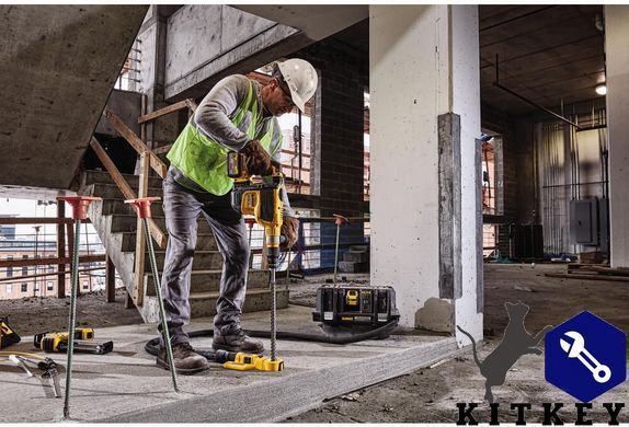 Перфоратор акумуляторний безщітковий SDS-MAX DeWALT DCH614N