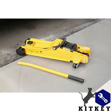 Домкрат гідравлічний підкатний STANLEY STMT81251-1