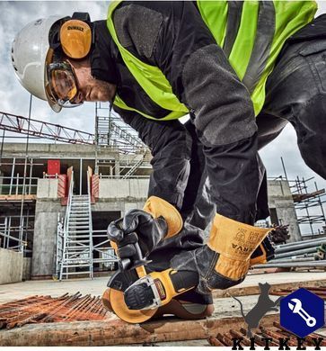 Набір з двох безщіткових інструментів DeWALT DCK2080P2T