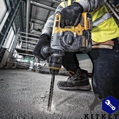 Перфоратор акумуляторний безщітковий SDS-Plus DeWALT DCH273NT