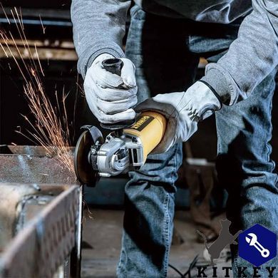 Шлифмашина угловая - болгарка сетевая DeWALT DWE4117