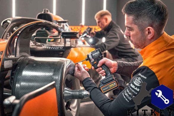 Шуруповёрт ударный McLaren F1 TEAM LIMITED EDITION DeWALT DCF85MM2T
