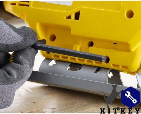 Пила торцовочная аккумуляторная STANLEY FATMAX SFMCS701M1+SFMCS600B