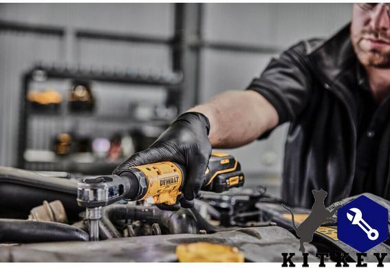 Гайкокрут кутовий - ключ-храповик акумуляторний безщітковий DeWALT DCF503L1G