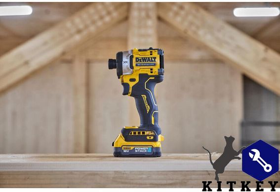 Шуруповёрт ударный аккумуляторный бесщёточный DeWALT DCF860E2T