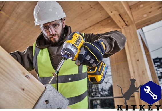 Шуруповёрт ударный аккумуляторный бесщёточный DeWALT DCF860E2T