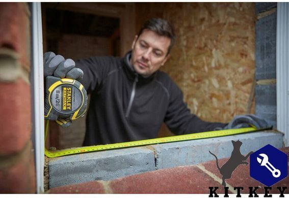 Рулетка измерительная FatMax&reg;Autolock длиной 8 м/26, шириной 25 мм, двухсторонней шкалой STANLEY FMHT43243-0
