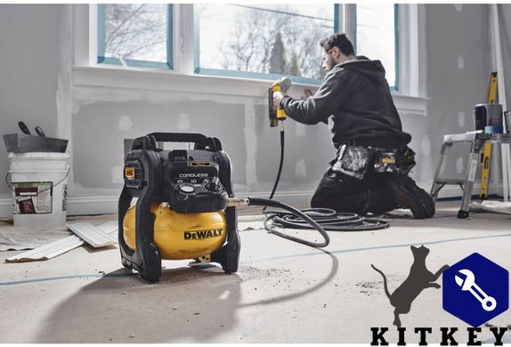 Компрессор воздушный аккумуляторный DeWALT DCC1018N