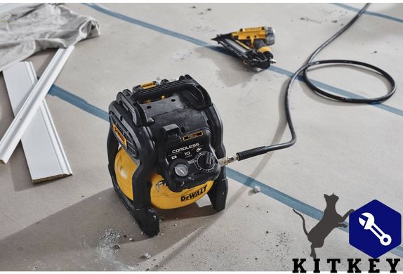 Компресор повітряний акумуляторний DeWALT DCC1018N