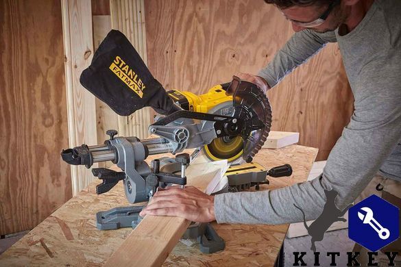 Пила торцовочная аккумуляторная STANLEY FATMAX SFMCS701M1+SFMCS600B
