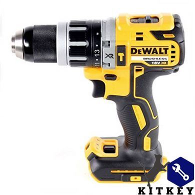 Набір з чотирьох інструментів безщіткових DeWALT DCK422P3T