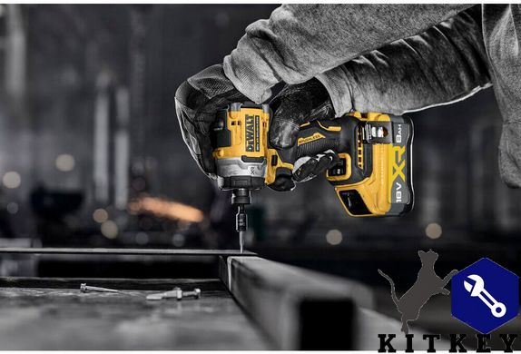 Шуруповёрт ударный аккумуляторный бесщёточный DeWALT DCF860N