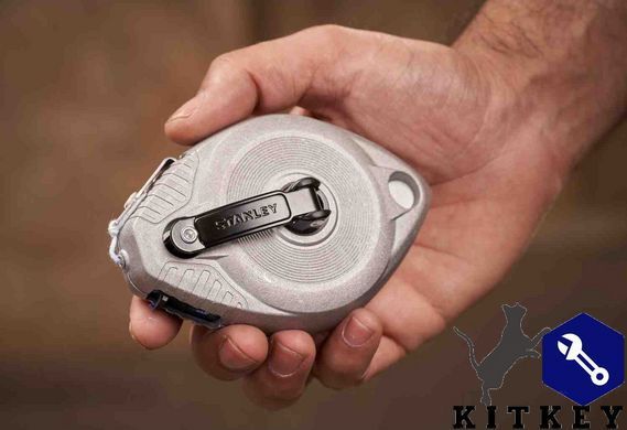 Шнур розмічальний завдовжки 30 м в металевому корпусі STANLEY 0-47-100