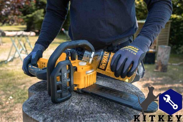 Пила цепная аккумуляторная бесщёточная DeWALT DCMCS565P1
