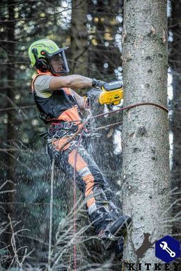 Пила цепная аккумуляторная бесщёточная с верхней рукояткой DeWALT DCMCST635N