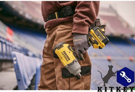 Гайковерт ударний акумуляторний STANLEY FATMAX SFMCF940M1