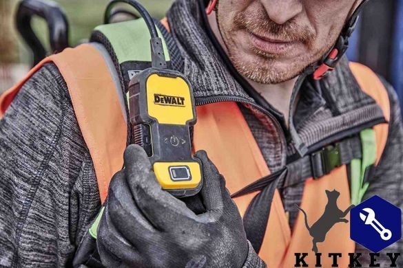 Вибратор-рюкзак глубинный аккумуляторный POWERSHIFT DeWALT DCPS310N