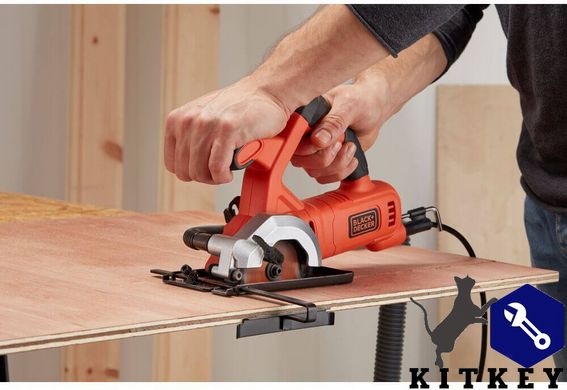 Пила дисковая сетевая BLACK+DECKER BES510