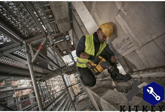 Перфоратор акумуляторний безщітковий SDS-Plus DeWALT DCH333NT