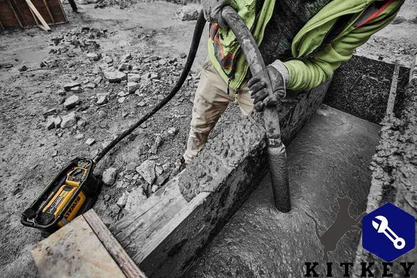 Вибратор-силовой модуль глубинный аккумуляторный POWERSHIFT DeWALT DCPS320N