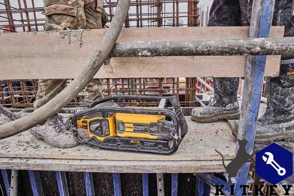 Вибратор-силовой модуль глубинный аккумуляторный POWERSHIFT DeWALT DCPS320N
