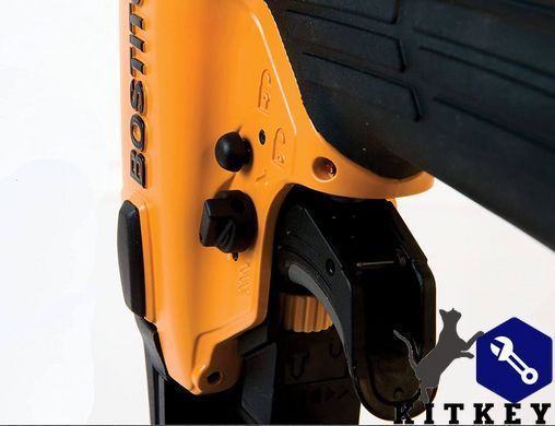 Пістолет скобозабивний пневматичний BOSTITCH SX1838-E