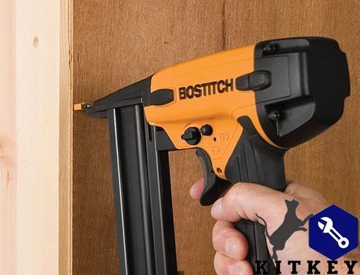 Пістолет скобозабивний пневматичний BOSTITCH SX1838-E