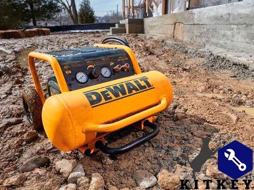 Компресор повітряний безмасляний DeWALT DPC17PS