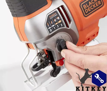 Пила лобзиковая сетевая BLACK+DECKER BES610K