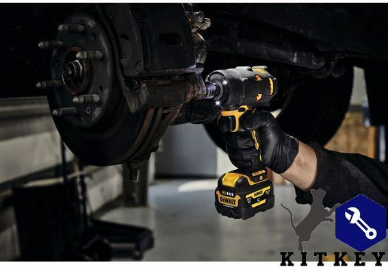 Гайковёрт ударный аккумуляторный бесщёточный DeWALT DCF903P1G