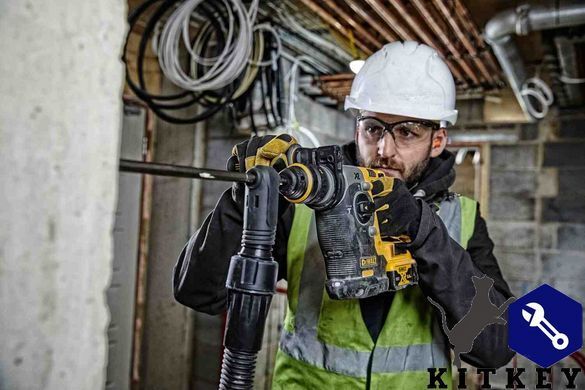 Перфоратор аккумуляторный бесщёточный SDS-Plus DeWALT DCH274P2T
