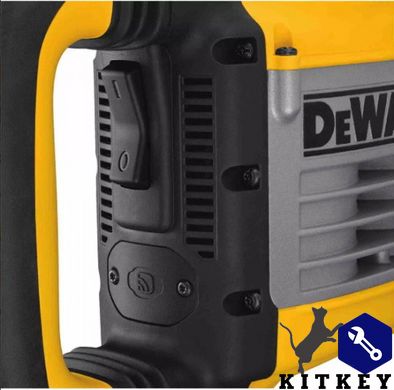 Молоток отбойный сетевой DeWALT D25951K