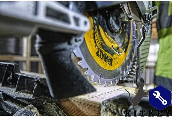 Пила торцювальна акумуляторна безщіткова DeWALT DCS727N