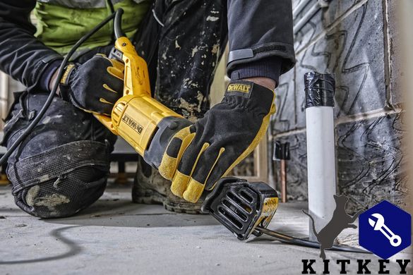 Пила шабельна мережева DeWALT DWE305PK