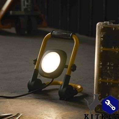 Прожектор світлодіодний STANLEY SXLS35525E