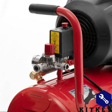 Компресор 50 л, 4 HP, 3 кВт, 220 В, 10 aтм, 420 л/хв, 2 циліндри. INTERTOOL PT-0007