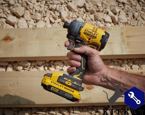 Гайковерт ударный аккумуляторный STANLEY FATMAX SFMCF820D2K