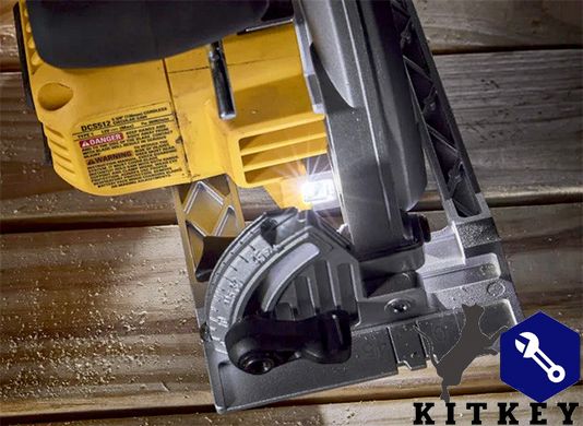 Пила дисковая аккумуляторная бесщёточная DeWALT DCS512N