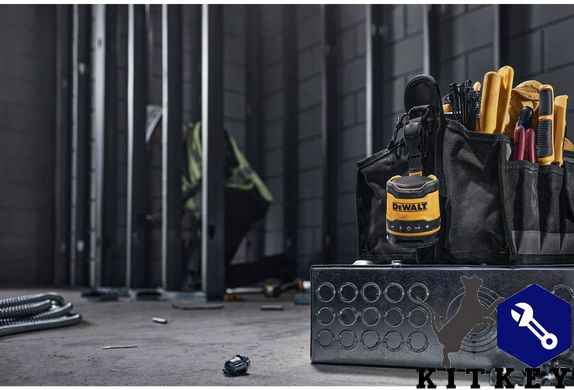 Колонка портативна акумуляторна DeWALT DCR009