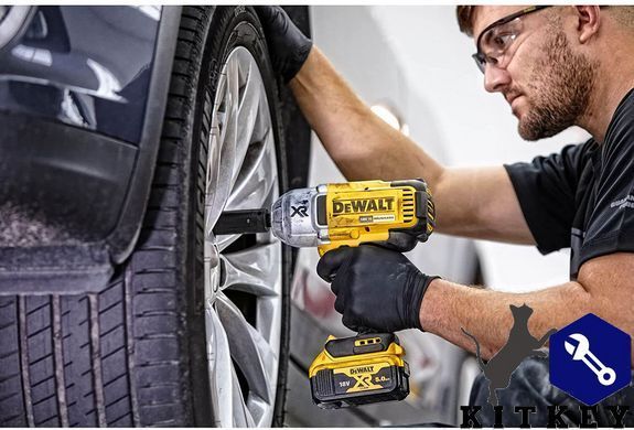 Гайковерт ударный аккумуляторный бесщёточный DeWALT DCF899N