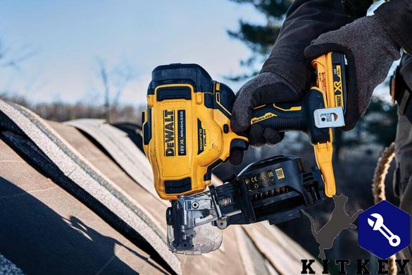 Пистолет гвоздезабивной аккумуляторный бесщёточный DeWALT DCN45RND2