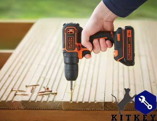 Дриль-шурупокрут акумуляторний BLACK+DECKER BDCD18