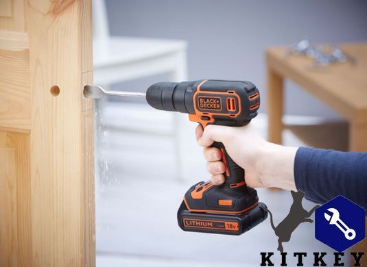 Дриль-шурупокрут акумуляторний BLACK+DECKER BDCD18