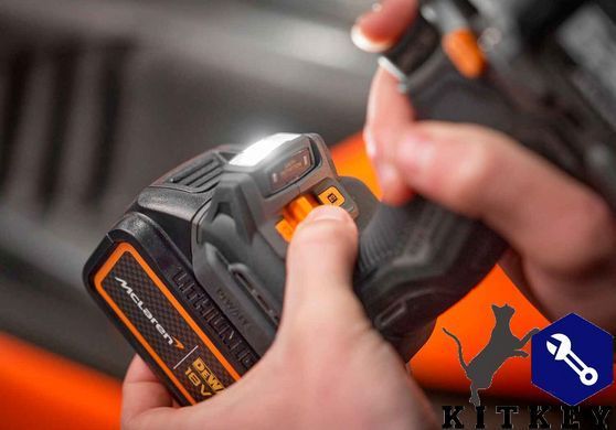 Дрель-шуруповёрт ударная McLaren F1 TEAM LIMITED EDITION DeWALT DCD85MM2T