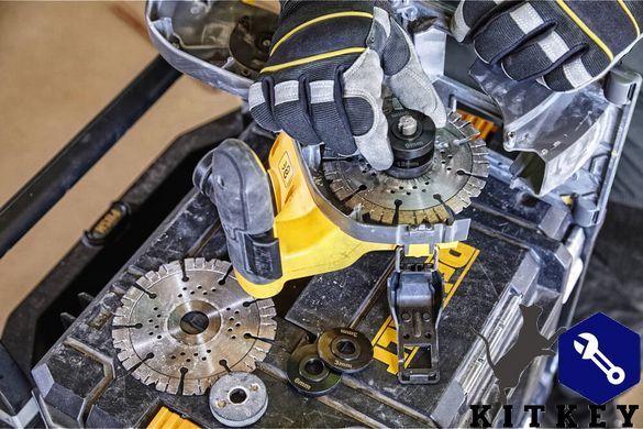 Штроборез аккумуляторный бесщёточный DeWALT DCG200NT