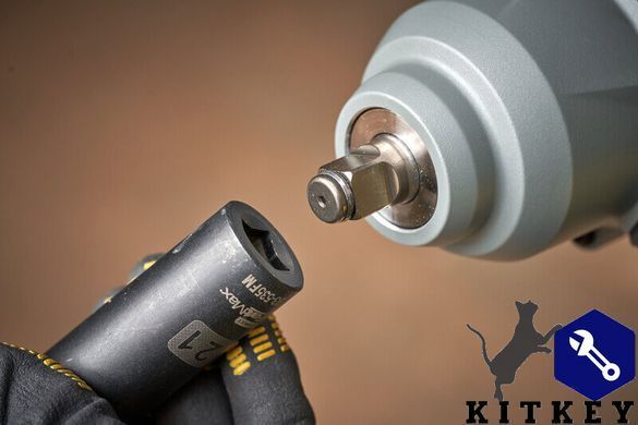 Гайковерт ударный аккумуляторный STANLEY FATMAX SFMCF940B
