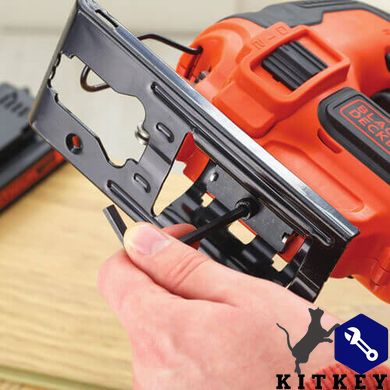 Пила акумуляторний лобзик BLACK+DECKER BDCJS18N