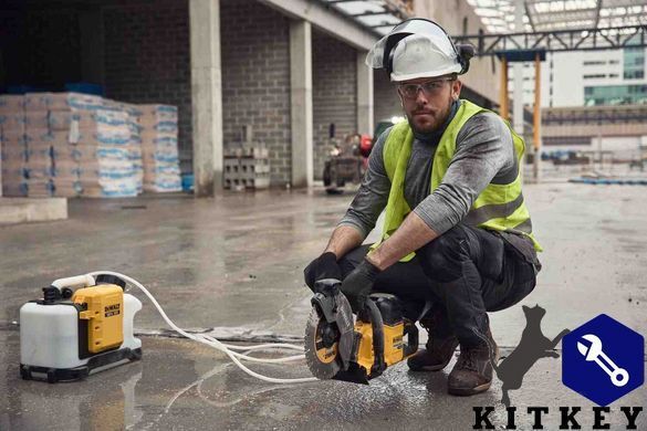 Резервуар для подачі води DeWALT DCE6820N