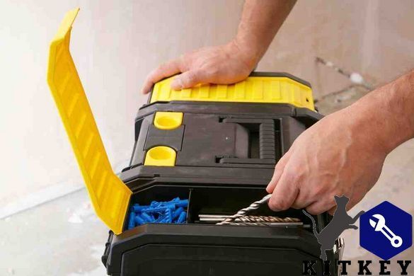Ящик MOBILE WORKCENTER 3 у 1 на колесах STANLEY 1-70-326